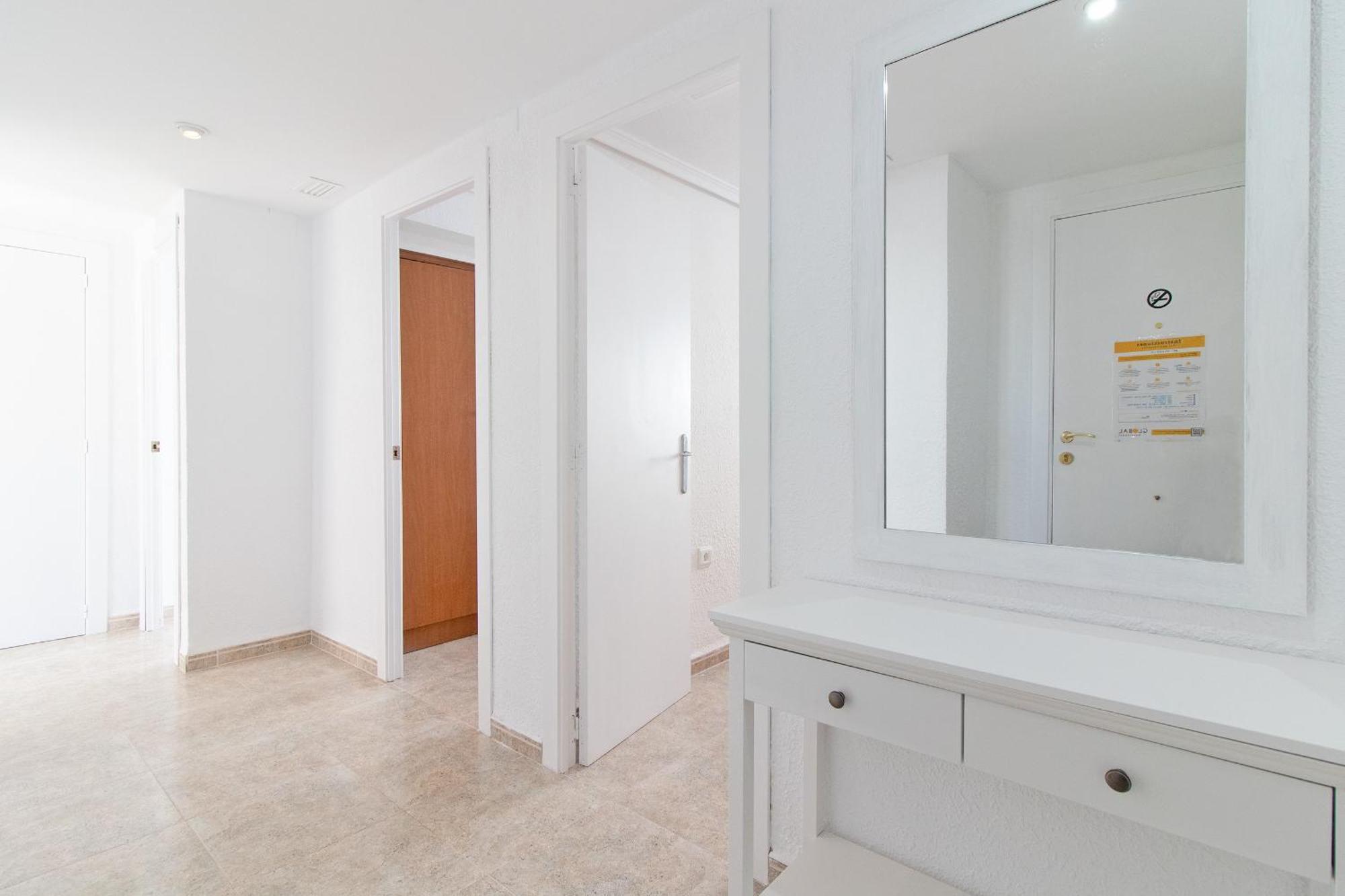 Global Properties, Las Dachas 1 - Apartamento En Primera Linea De Playa Канет-де-Беренгер Экстерьер фото