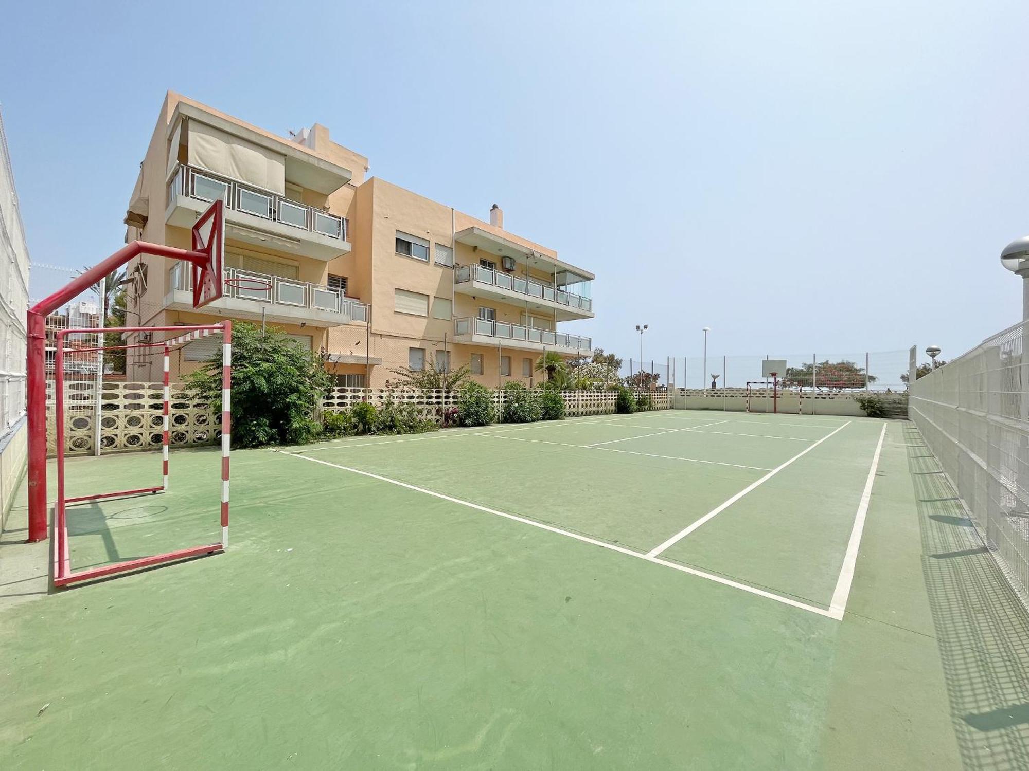 Global Properties, Las Dachas 1 - Apartamento En Primera Linea De Playa Канет-де-Беренгер Экстерьер фото