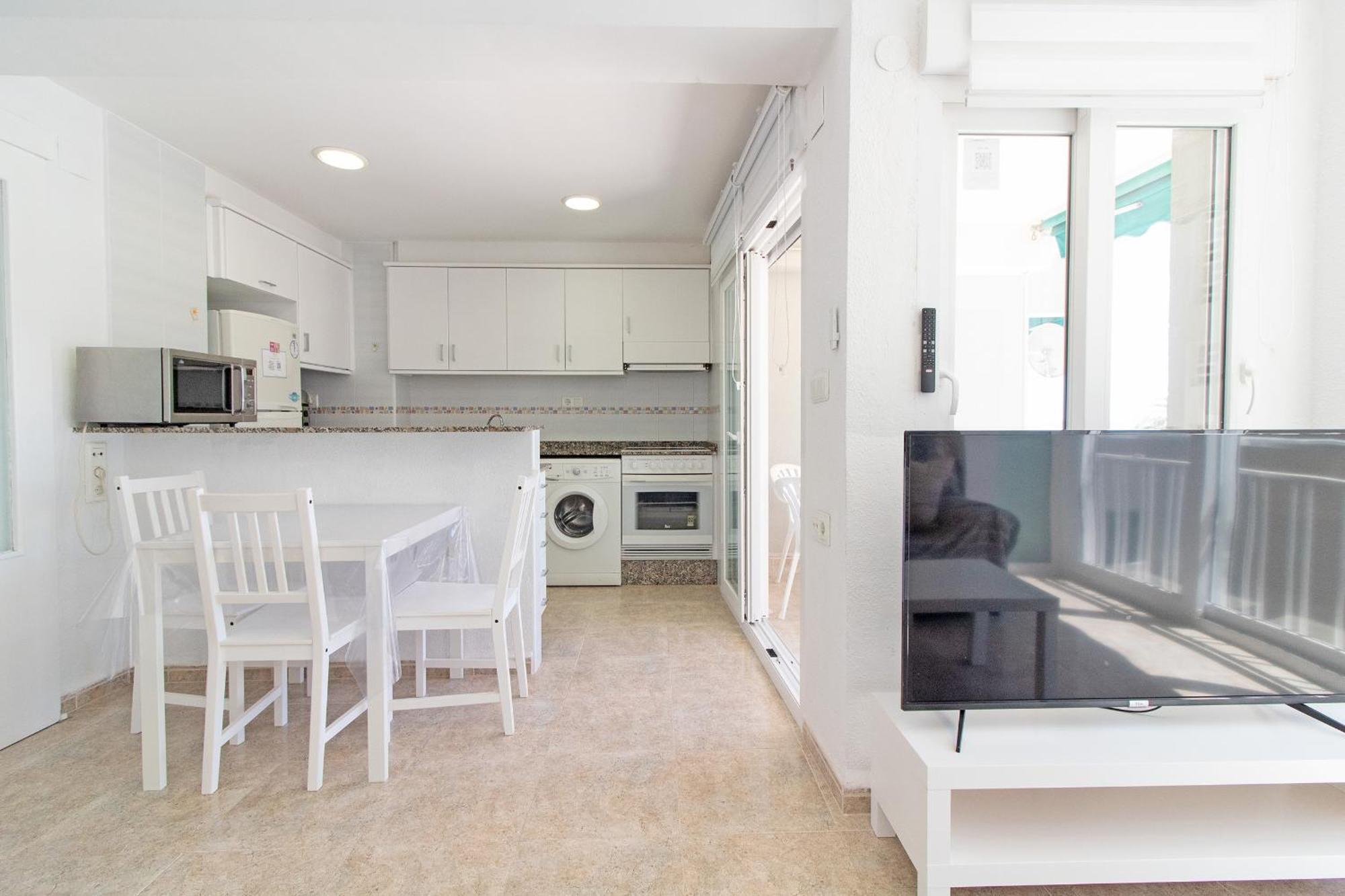 Global Properties, Las Dachas 1 - Apartamento En Primera Linea De Playa Канет-де-Беренгер Экстерьер фото